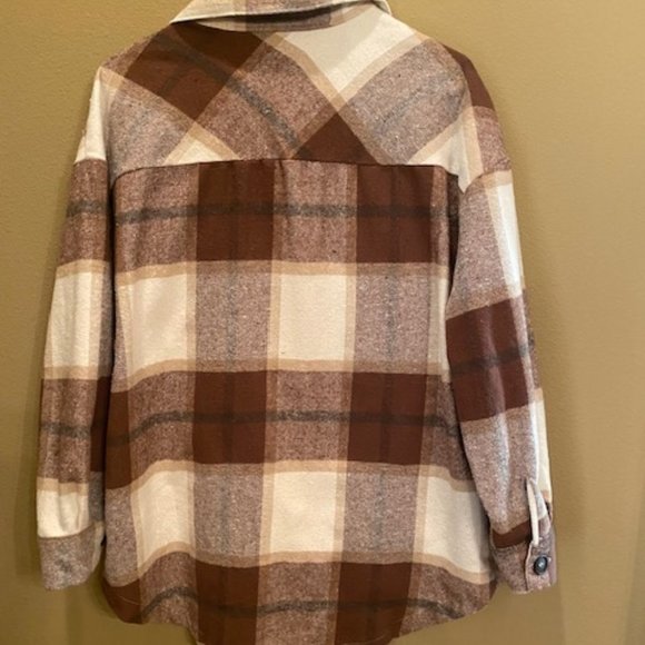 Zenana Brown Plaid Shacket - M - Picture 2 of 3